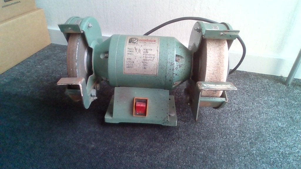 Slijpmachine, Doe-het-zelf en Verbouw, Ophalen of Verzenden, Gebruikt, Minder dan 700 watt, Werkbankslijpmachine