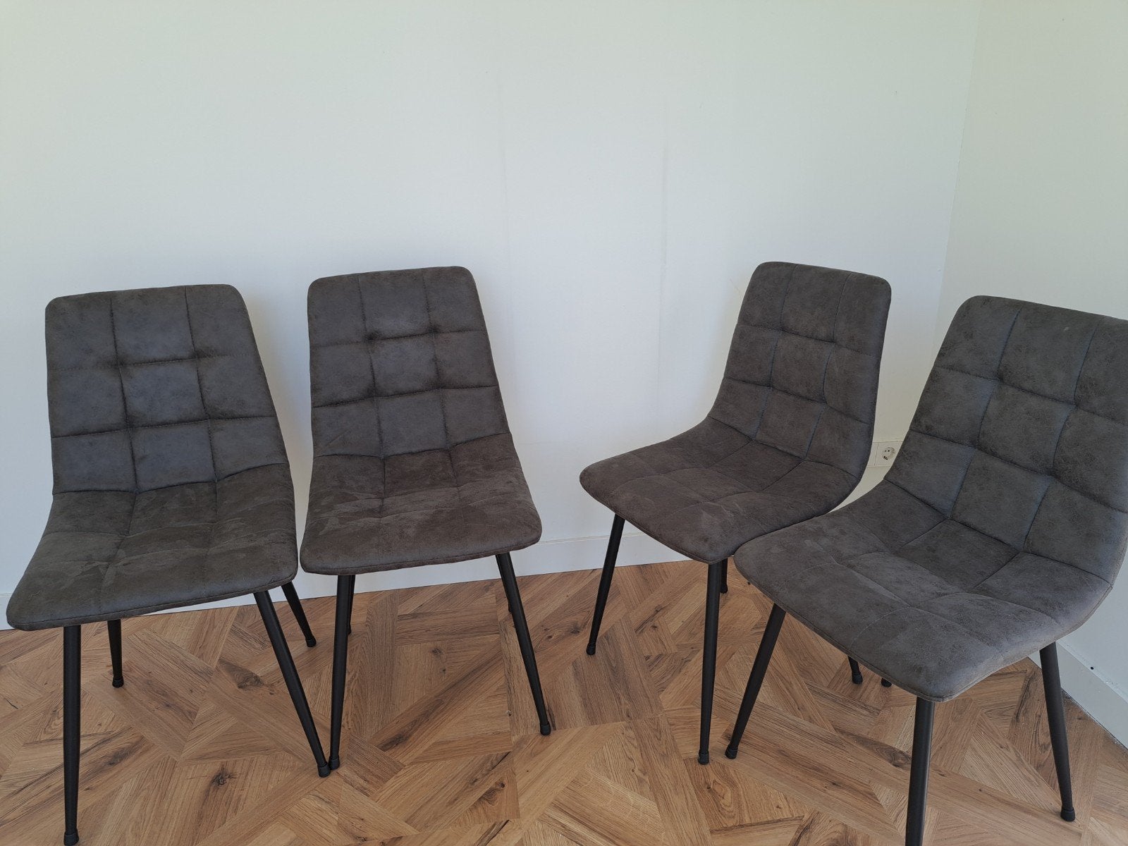 4 eetkamerstoelen, donkergrijs, Huis en Inrichting, Ophalen, Gebruikt, Grijs, Vier