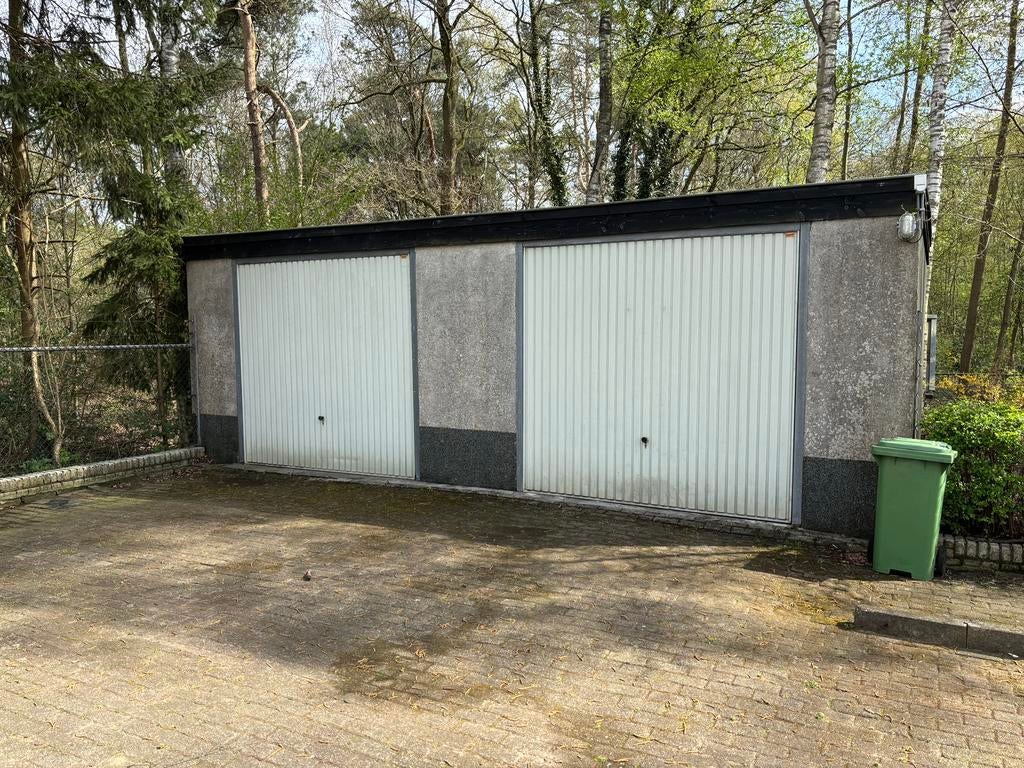 Twee keer garagedeur kiep kantel, Doe-het-zelf en Verbouw, Deuren en Horren, Gebruikt, Garagedeur, 215 cm of meer, 120 cm of meer