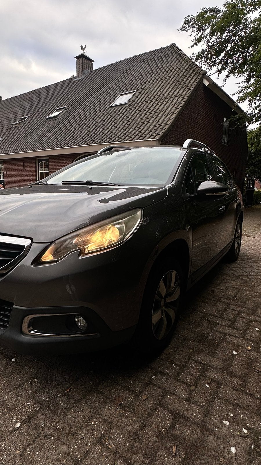 Peugeot 2008 1.2 VTI 60KW/82PK 2013 Grijs, Voorwielaandrijving, Euro 5, 40 €/maand, 1199 cc