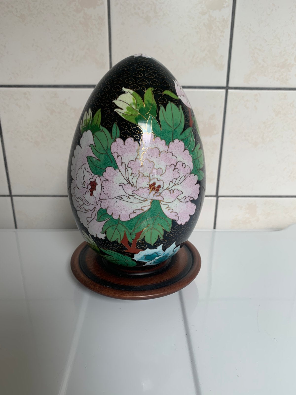 Cloisone Ei 20,5cm op stander, Antiek en Kunst, Verzenden