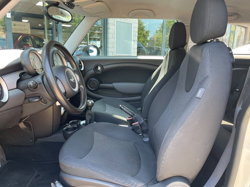 MINI 3-deurs 1.4 One Pepper | Airco | Nieuwe APK (bj 2007), Auto's, Elektrische ramen, Gebruikt, 4 stoelen, Bedrijf