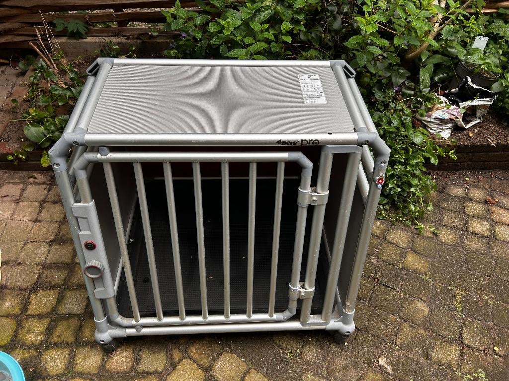 Pets Pro 4 autobench 66 H x 81,5 B x 73,5 L, Ophalen, Gebruikt