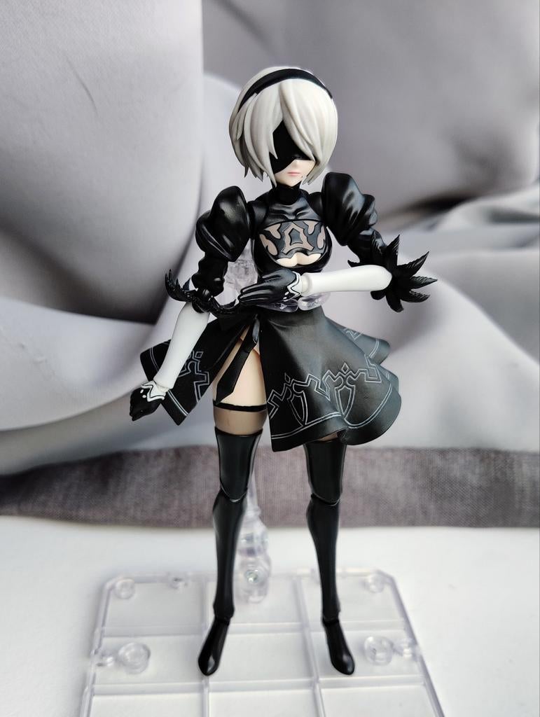 Nier: Automata 2B S.H. Figuarts anime figure, Verzamelen, Poppetjes en Figuurtjes, Ophalen of Verzenden, Zo goed als nieuw