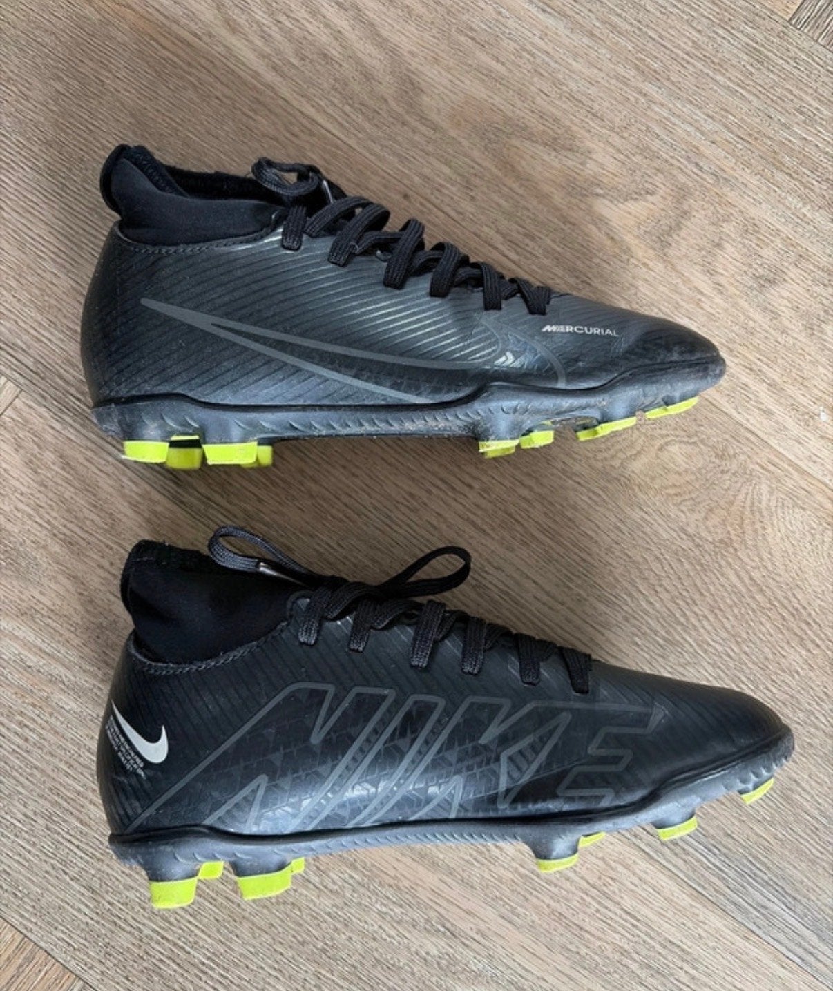 Nike Voetbalschoenen Maat 33, Sport en Fitness, Ophalen of Verzenden, Gebruikt, Schoenen