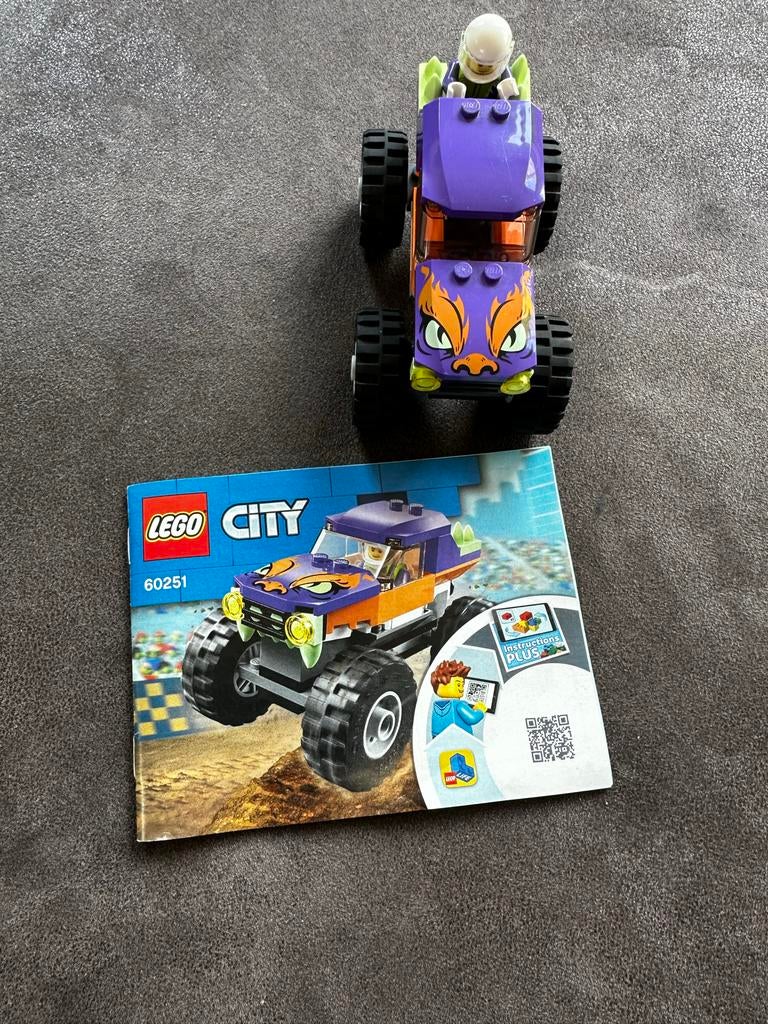 Lego City Monster Truck 60251 met instructies, City, Lego, Ophalen of Verzenden, Zo goed als nieuw