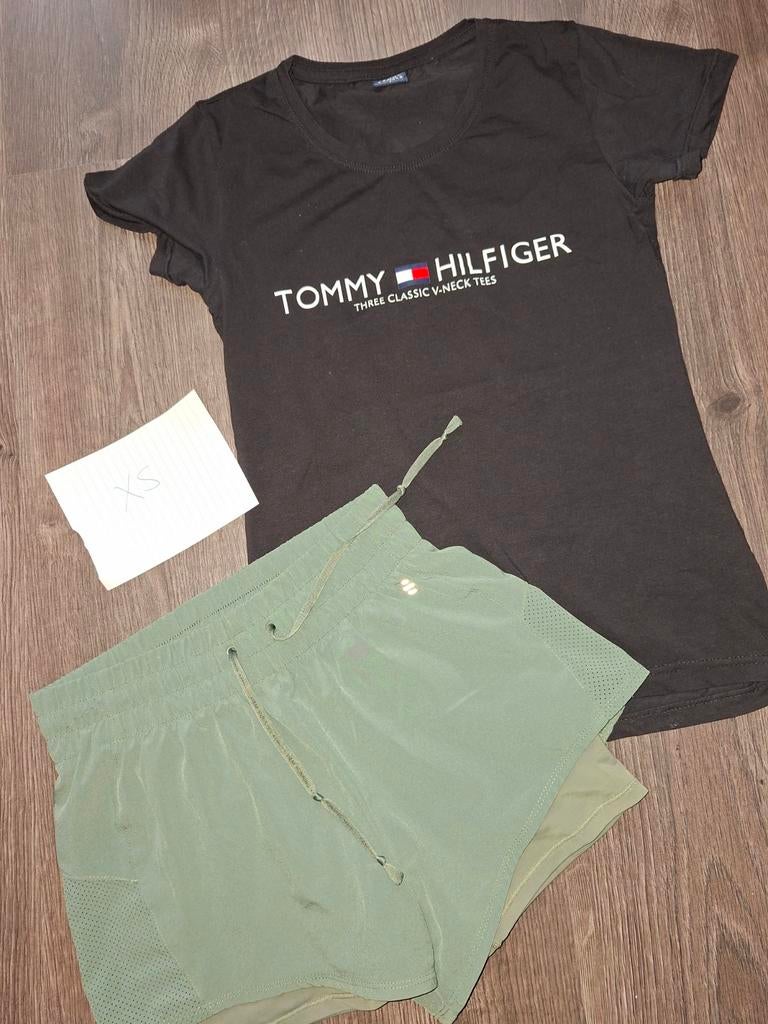 Sport setje maat XS voor meiden - Tommy Hilfiger shirt, Kleding | Dames, Sportkleding, Zwart, Ophalen of Verzenden, Fitness of Aerobics