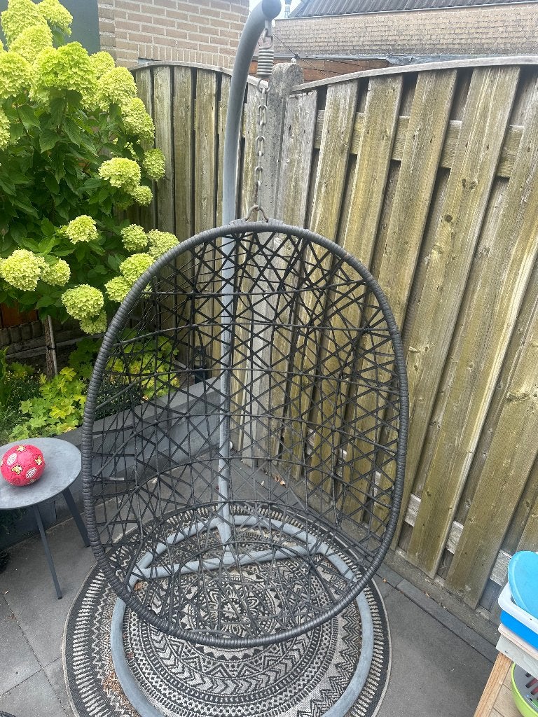 Hangstoel egg, Ophalen, Gebruikt