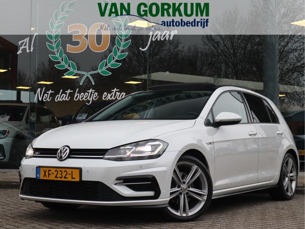 Volkswagen Golf 1.5 TSI Highline Pano / Navi / Elekramen / R, Auto's, 4 cilinders, 150 pk, Origineel Nederlands, Bedrijf
