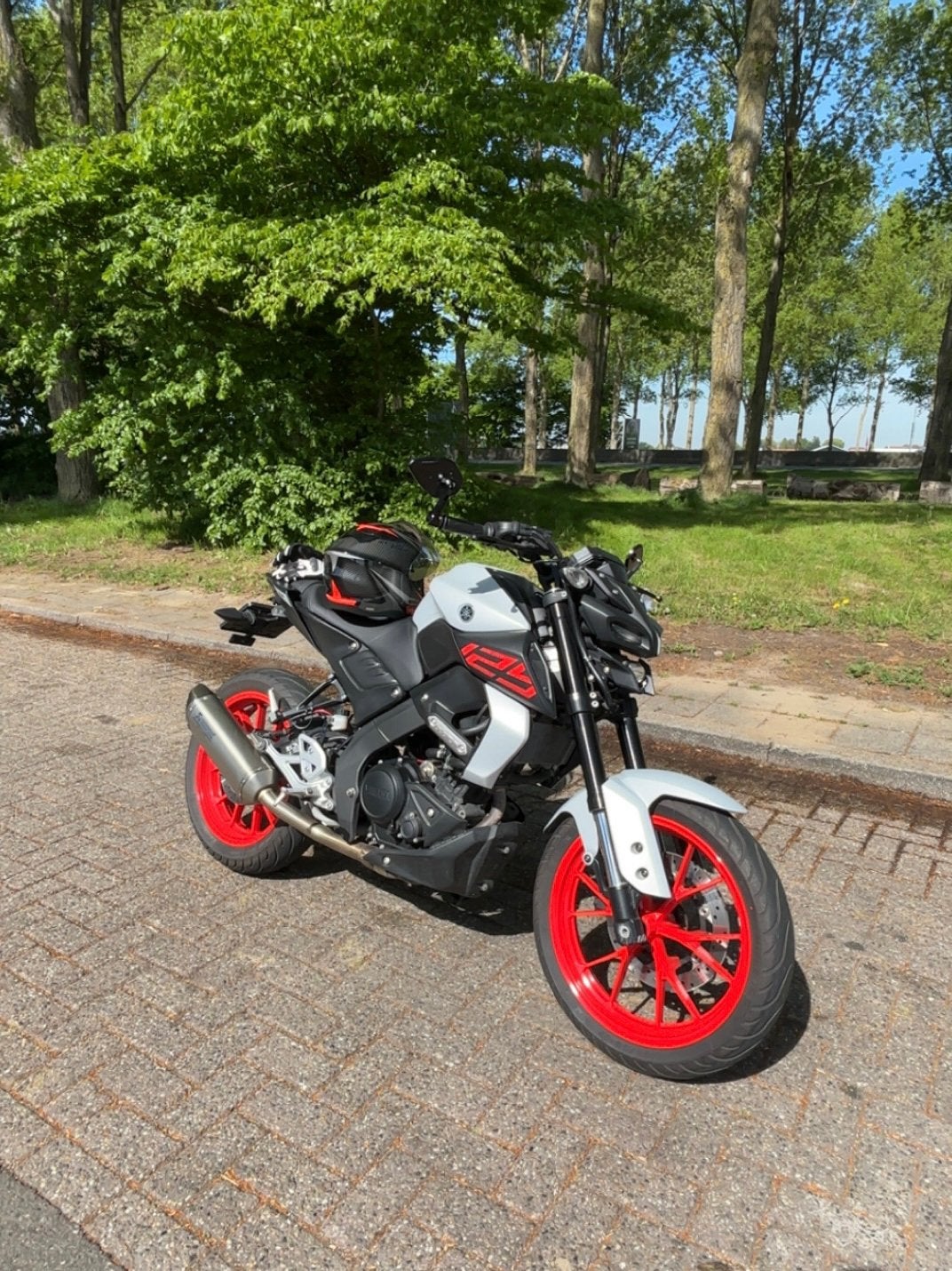 Yamaha MT-125, Ophalen, Zo goed als nieuw