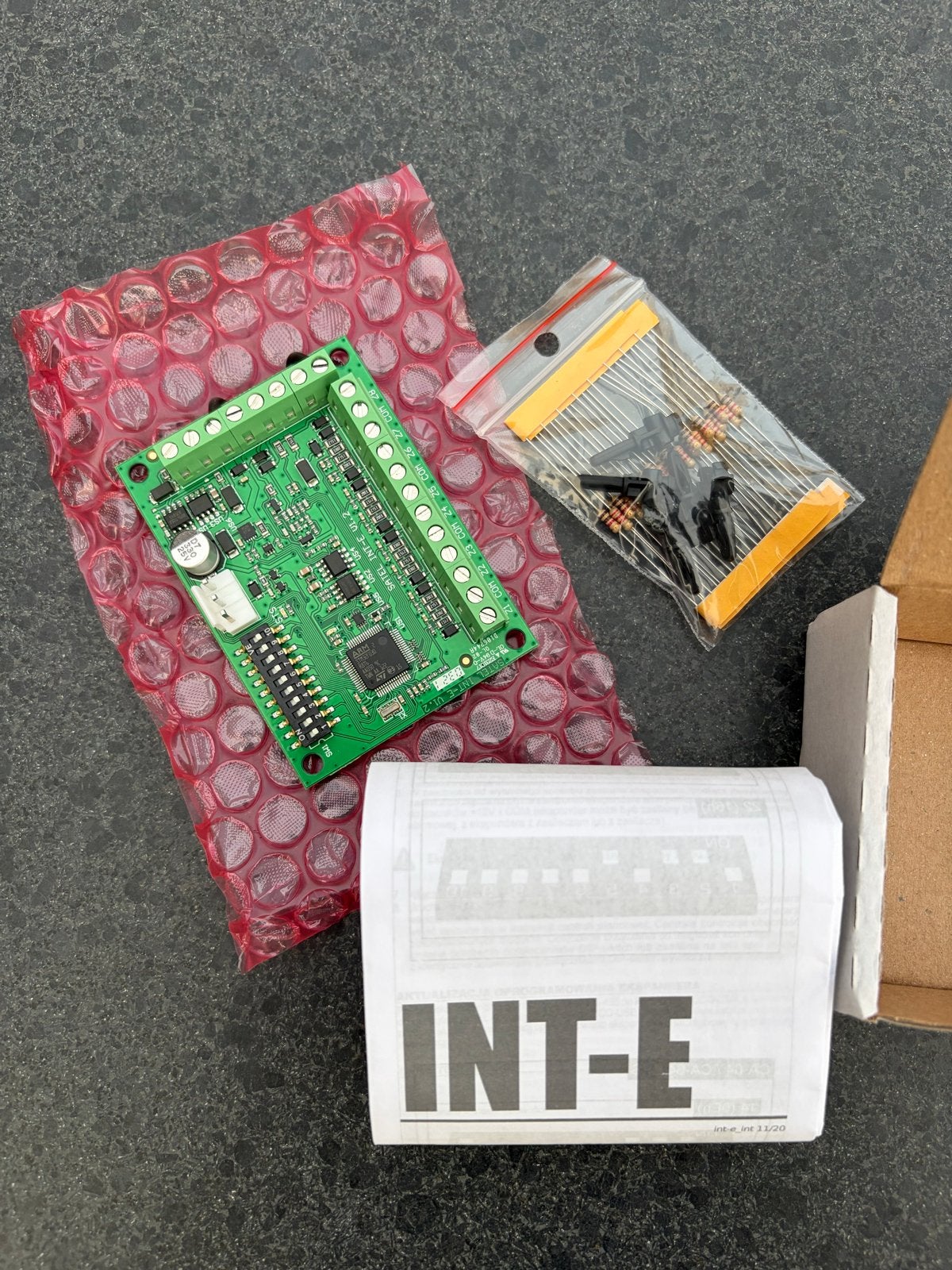 Satel INT-E printplaat met handleiding en componenten, Ophalen of Verzenden, Nieuw, Overige merken, Overige typen