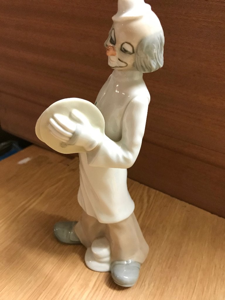 Lladro Porseleinen Beeldje Clown met Cimbalen, Ophalen of Verzenden, Zo goed als nieuw, Mens