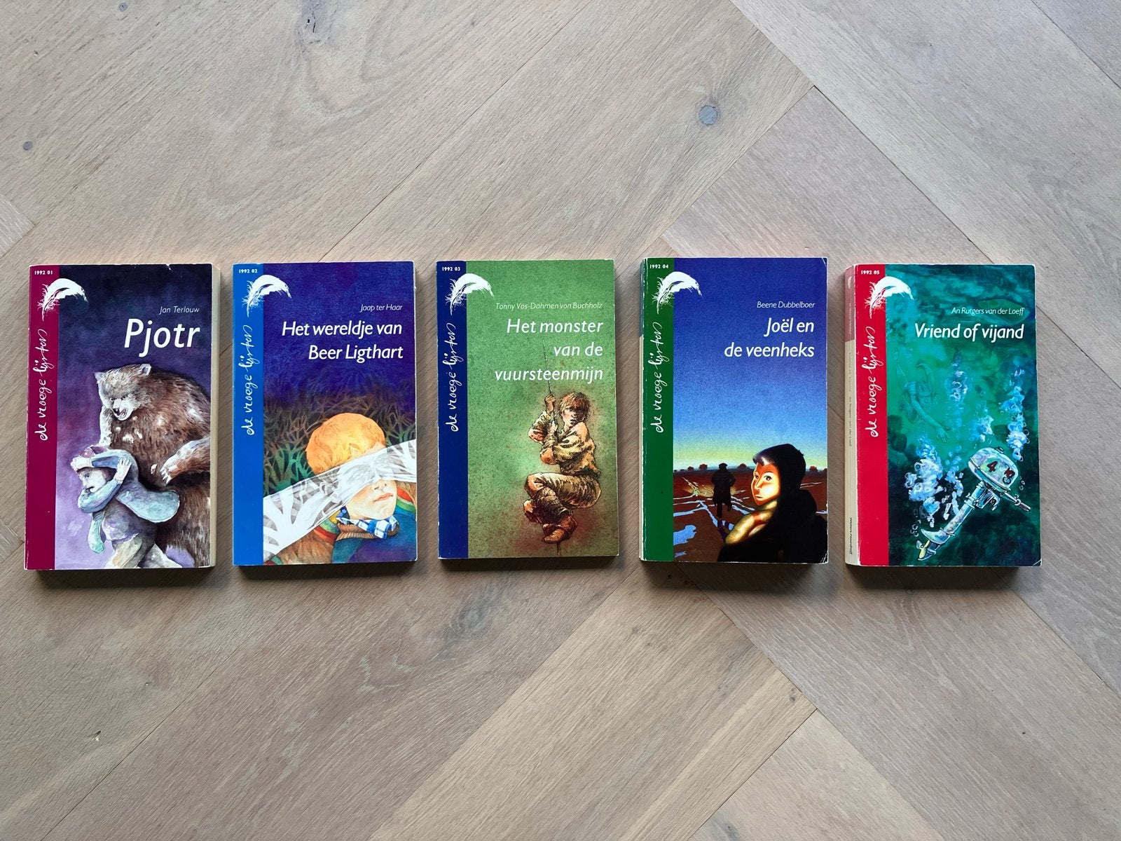 De Vroege Lijsters 1992 (5 stuks), Ophalen of Verzenden, Gelezen, Fictie