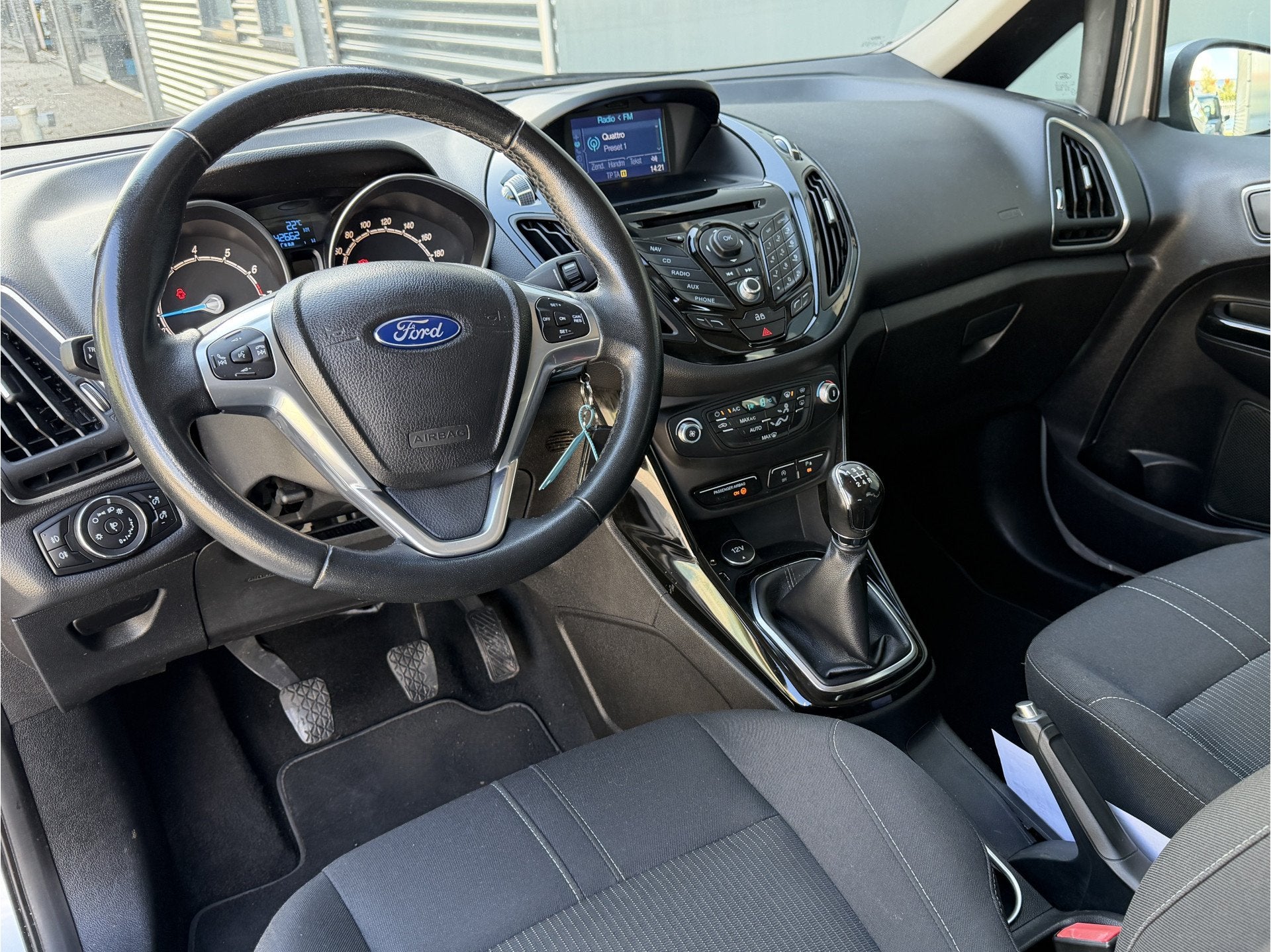 Ford B-MAX BWJ 2014 | 1.0 126PK Titanium | | NWE DISTRIBUTIE, Auto's, Voorwielaandrijving, Euro 5, Stof, Gebruikt