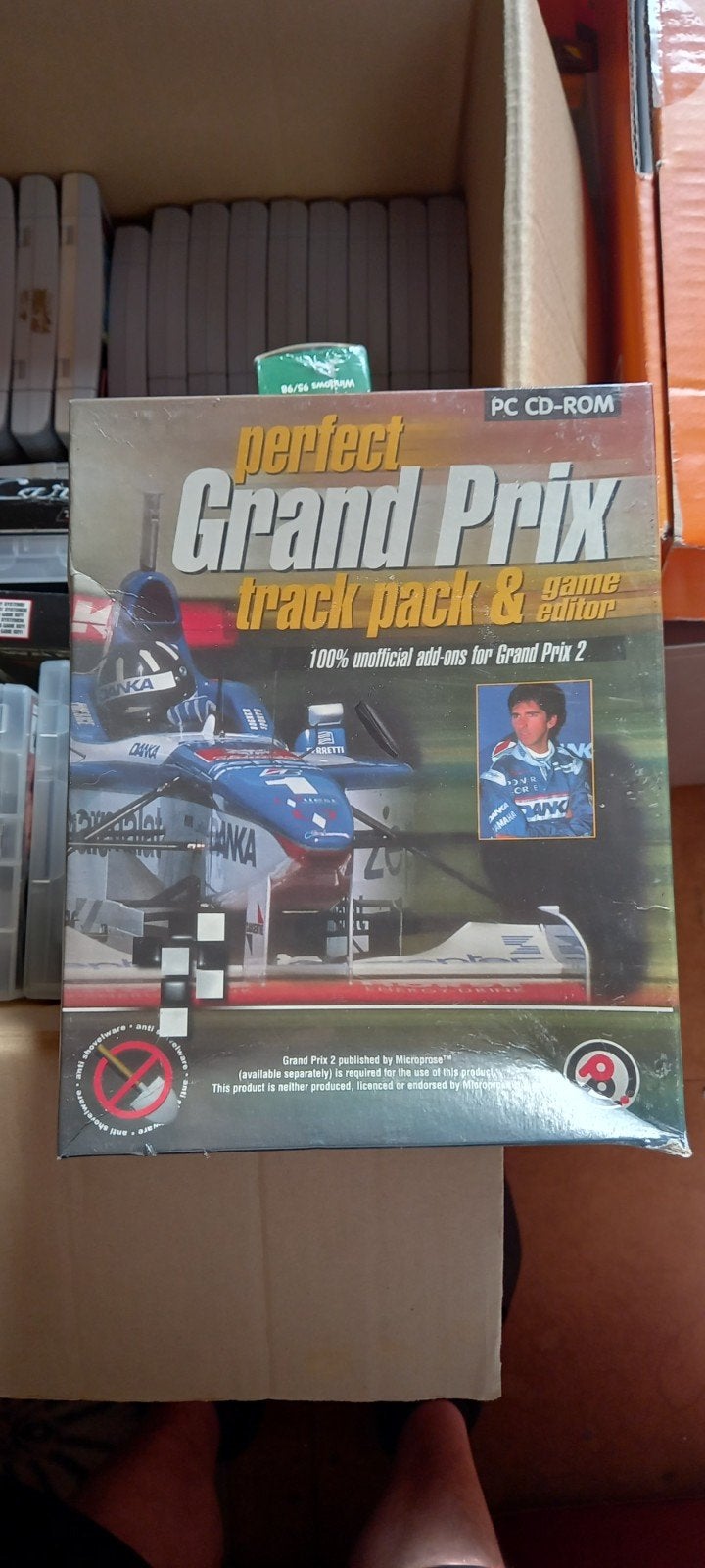 NIEUW & SEALED Perfect Grand Prix: Track Pack & Editor (PC B, Spelcomputers en Games, 1 speler, Racen en Vliegen, Nieuw, Ophalen of Verzenden