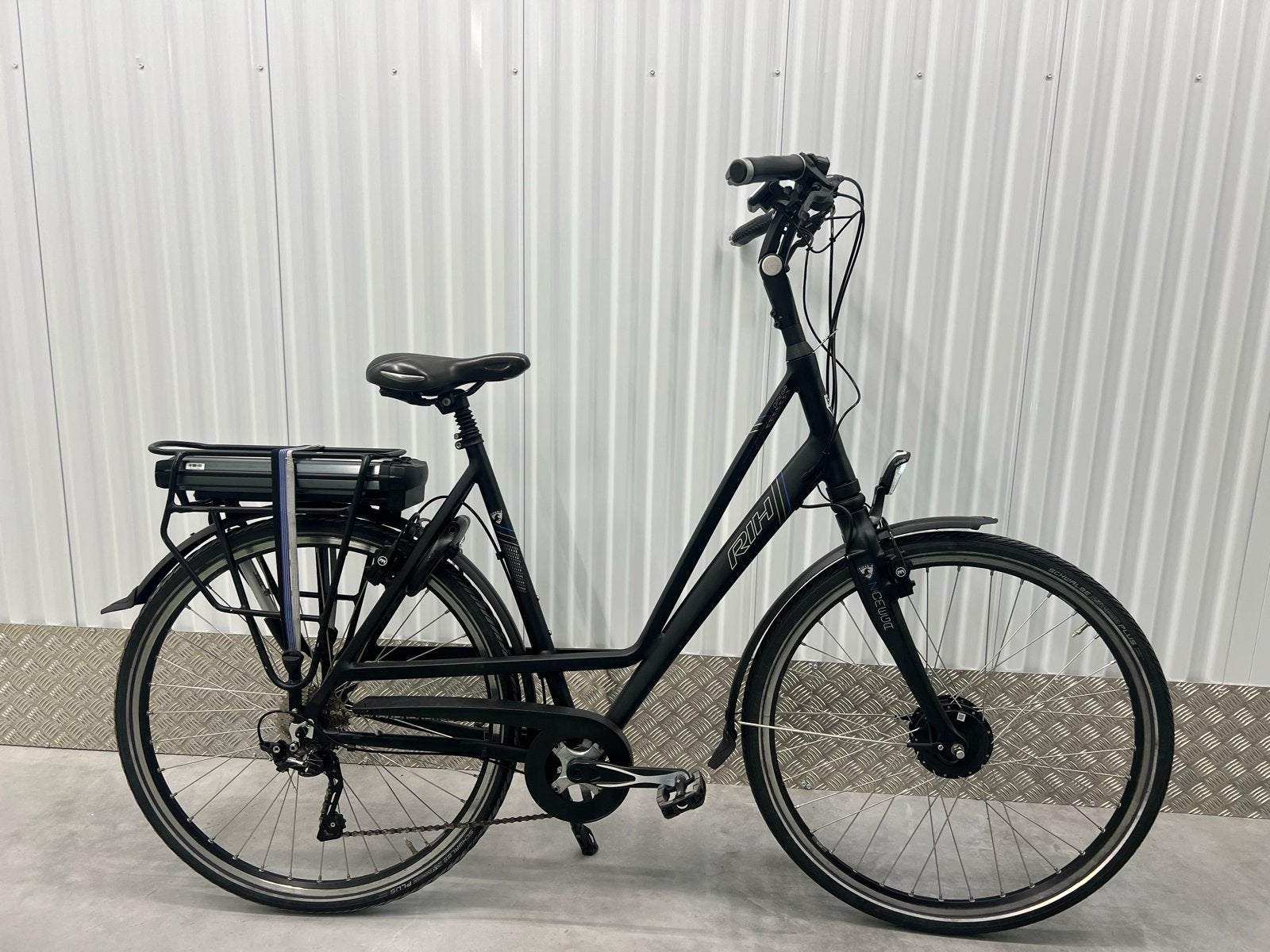 Elektrische fiets Rih Omega 3 - Topkwaliteit E-bike, Zo goed als nieuw, 50 km per accu of meer, 55 tot 59 cm, Ophalen