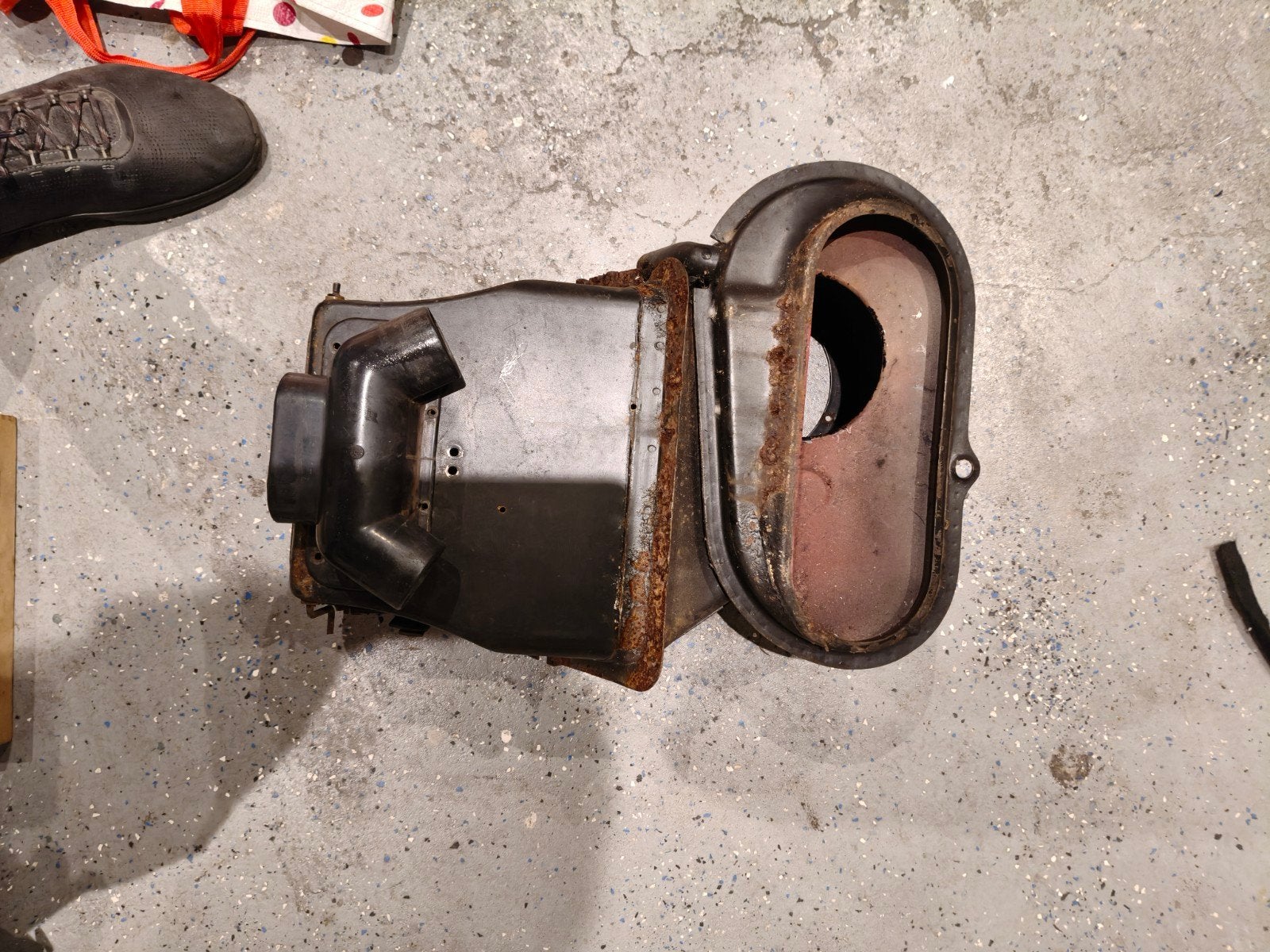 Volvo amazon verwarmingshuis/kachelhuis/radiator huis, Auto-onderdelen, Ophalen of Verzenden, Volvo