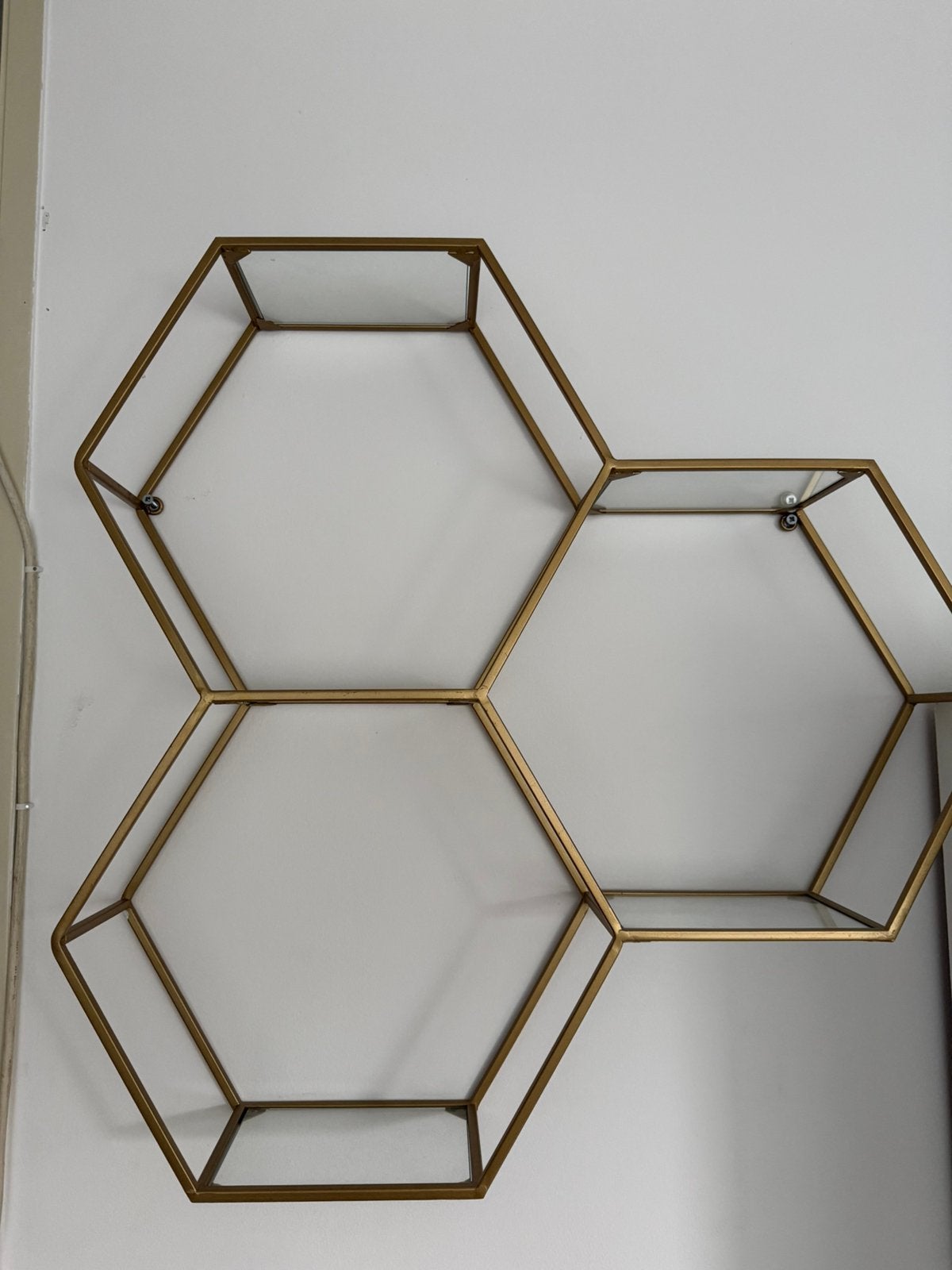 Goudkleurig metalen wandrek met glas, Ophalen, Gebruikt