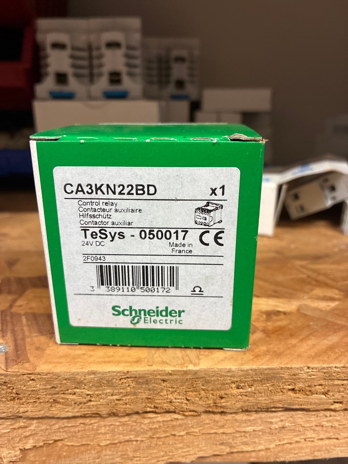 Schneider Electric TeSys CA3KN22BD Control Relais 24V DC, Ophalen of Verzenden, Nieuw, Schneider Electric, Relais