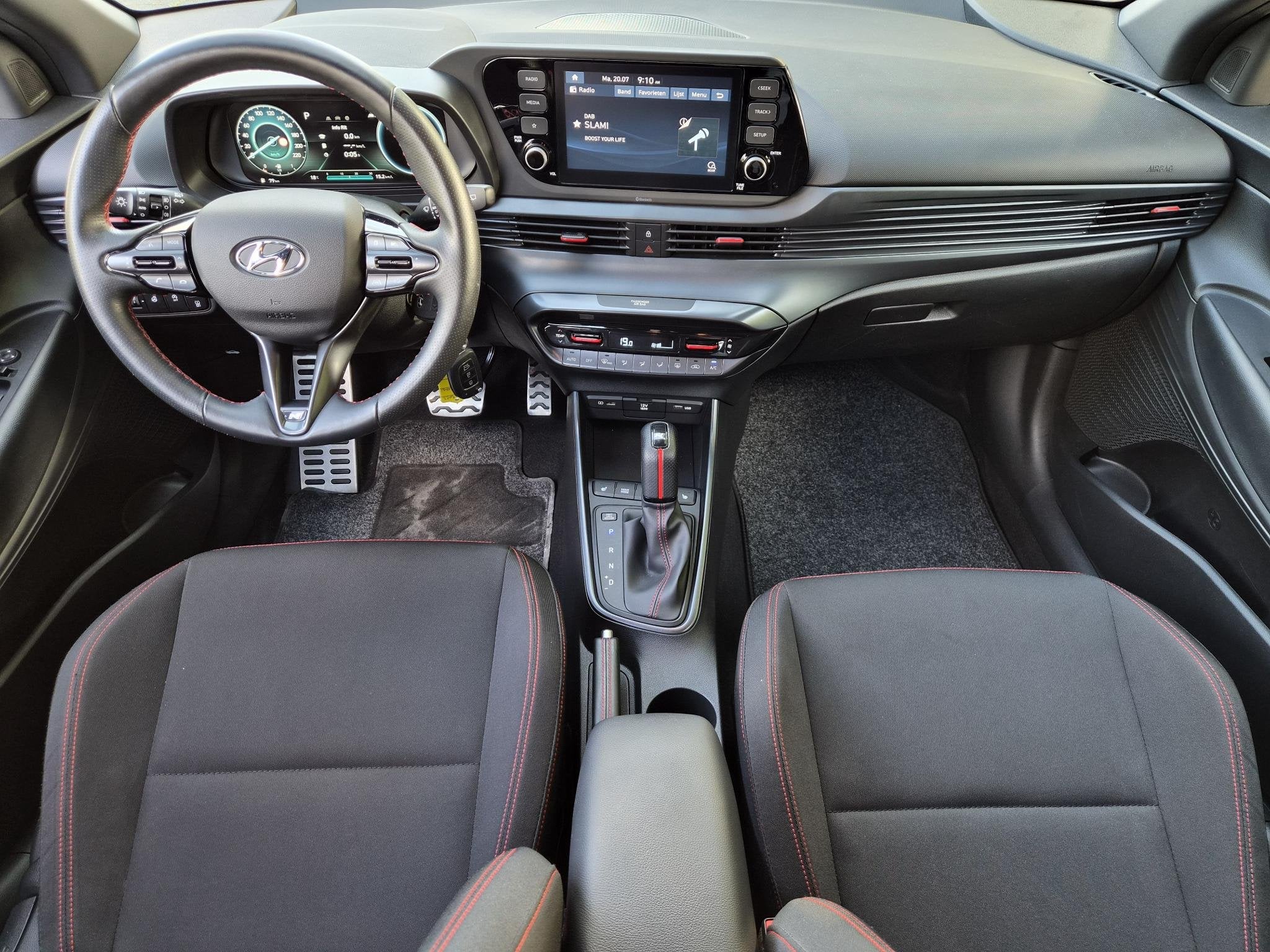 Hyundai i20 1.0 T-GDI N-line / Navigatie via Apple Carplay o, Auto's, Gebruikt, Euro 6, 19 km/l, 3 cilinders