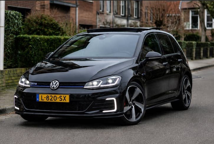 Volkswagen Golf 1.4 TSI PHEV GTE Facelift DSG|PANO|ACC|VOL, Stof, Zwart, Zwart, 149 pk