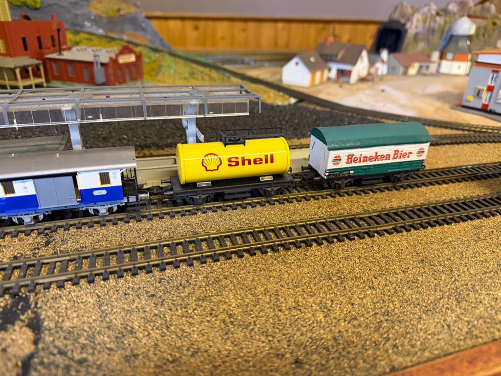 Modeltrein baan met treinen en accessoires, Hobby en Vrije tijd, Modeltreinen | H0, Ophalen, Wisselstroom, Fleischmann, Gebruikt