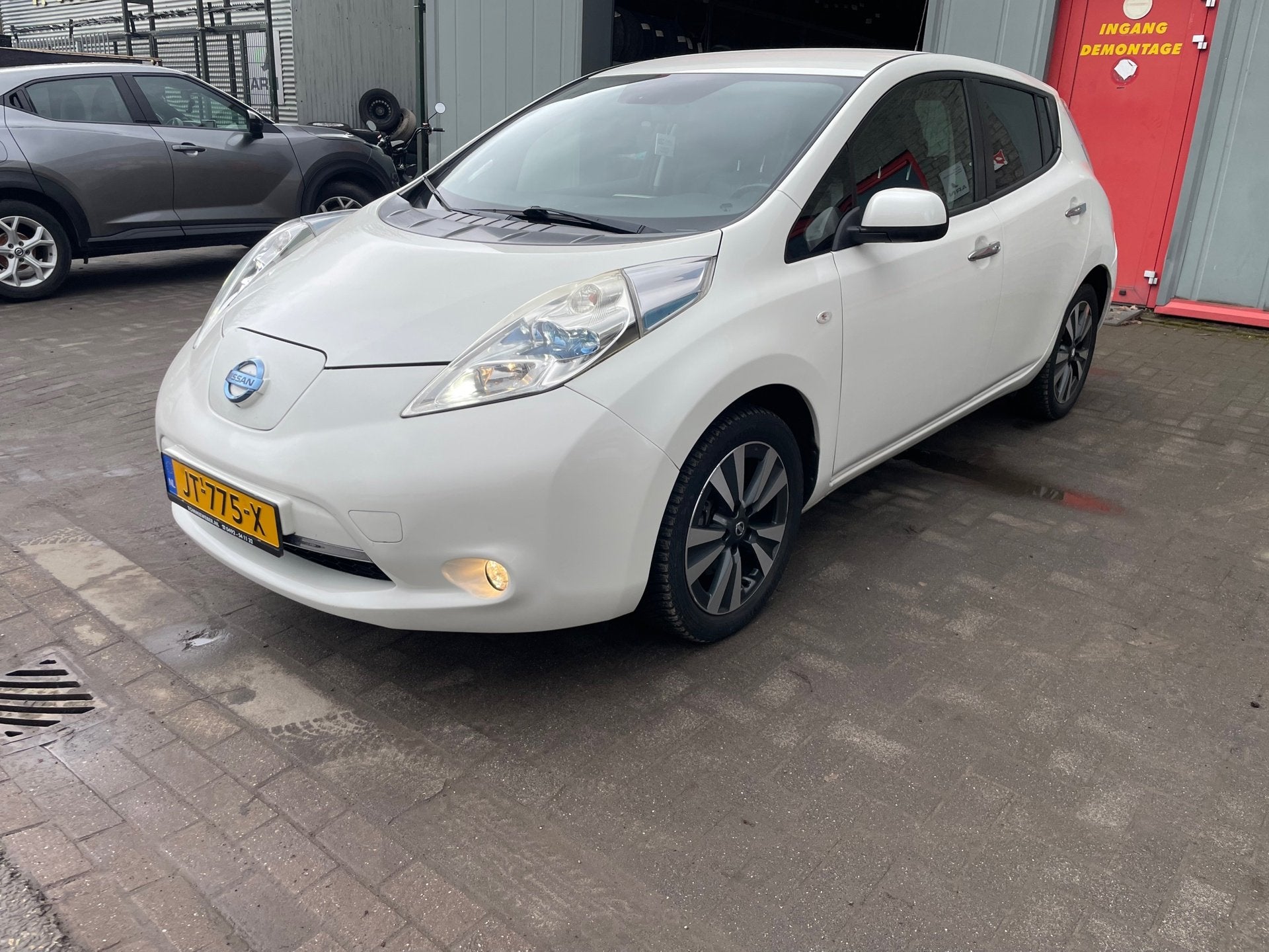 Nissan LEAF Tekna 30 kWh, Gebruikt, 199 km, 1445 kg, Wit