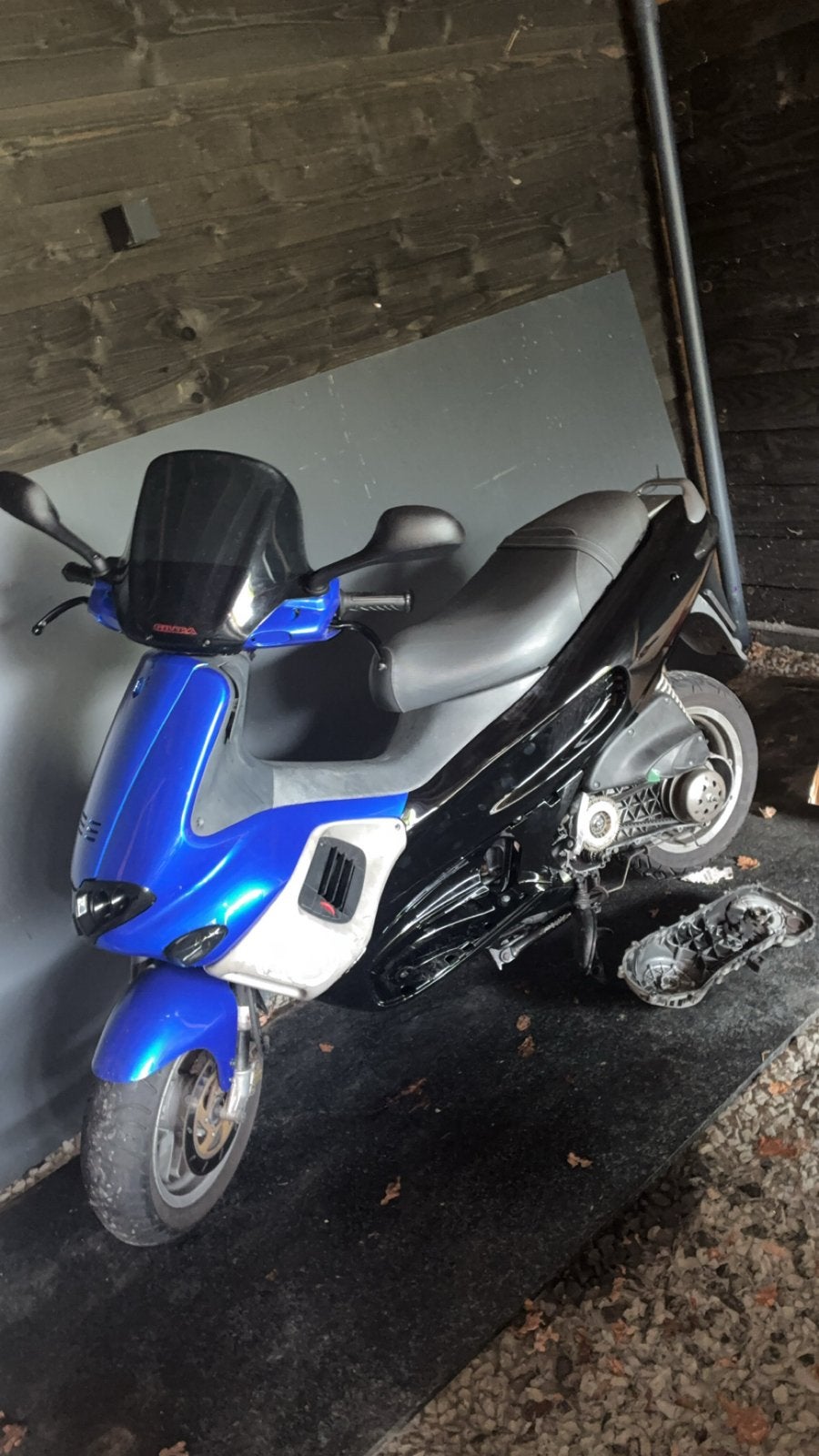 Gilera Runner 2002 - Loopt niet goed, veel nieuwe onderdelen, Fietsen en Brommers, Brommers | Overige merken, Ophalen of Verzenden