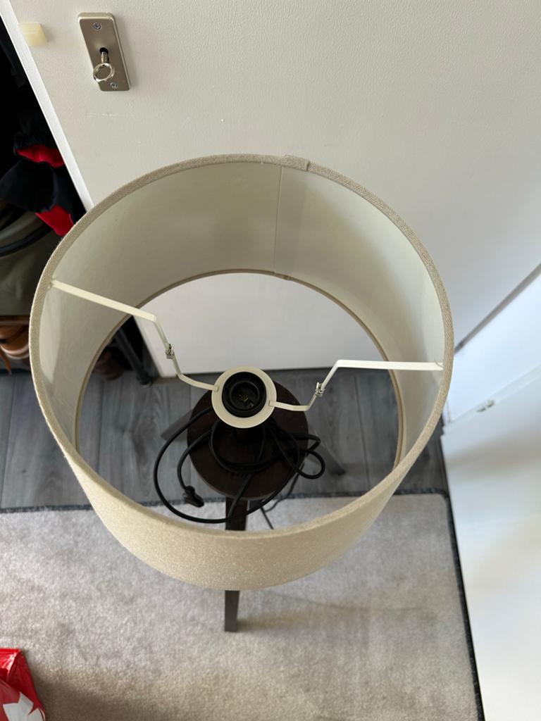 IKEA Lofters Vloerlamp met Statief en Kap, Huis en Inrichting, Ophalen, Gebruikt, Hout, 150 tot 200 cm