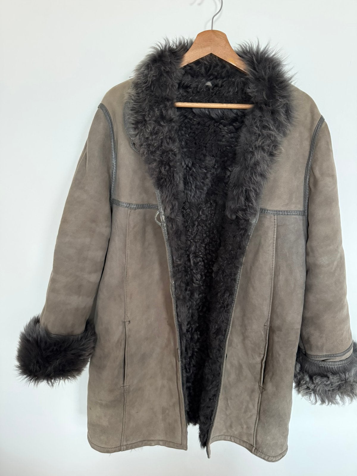 Vintage Shearling Suède Damesjas met Schapenvacht (Maat 46, Verzenden, Zo goed als nieuw, Maat 42/44 (L), Grijs