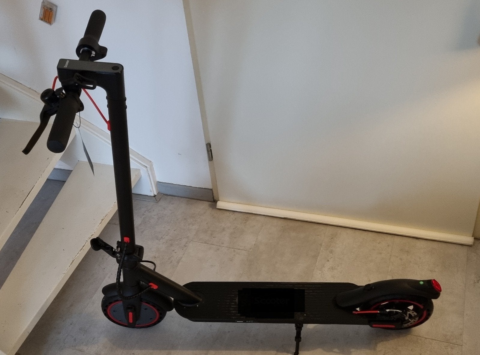 Elektrische step iscooter i9, Fietsen en Brommers, Steps, Ophalen, Zo goed als nieuw, Elektrische step (E-scooter)