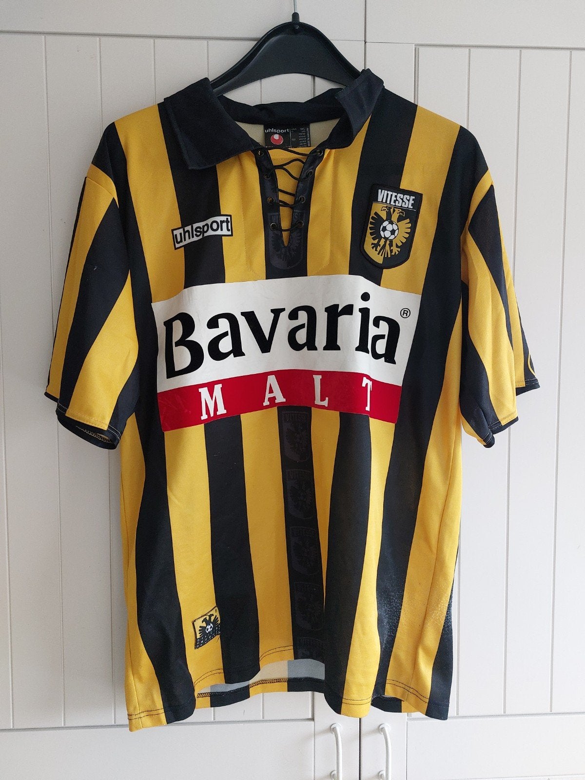 Vitesse Uhlsport Bavaria Malt Thuisshirt Jaren '90 Maat M/L, Maat 48/50 (M), Uhlsport, Geel, Ophalen of Verzenden