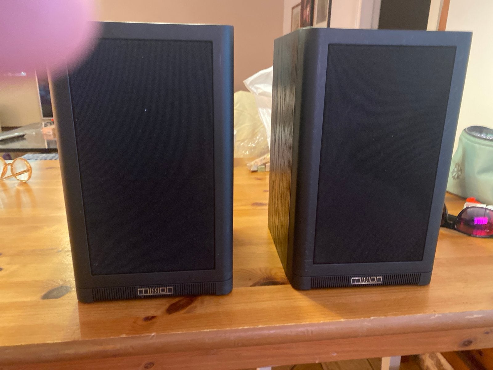 Mission 760i speakers met ophangbeugels - nette staat, Ophalen, Gebruikt, Inclusief muurbeugels, Mission