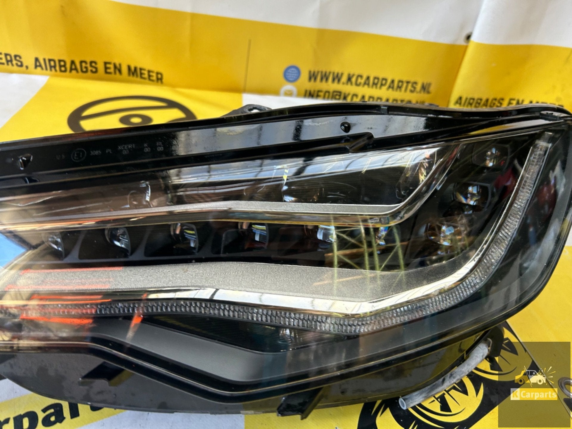 Koplamp Audi A6 C7 4G RS6 VOLL LED MATRIX LINKS COMPLEET, Gebruikt, AUDI AG, Auto-Union-Strasse 1
85045  Ingolstadt, DE, Kundenbetreuung@audi.de