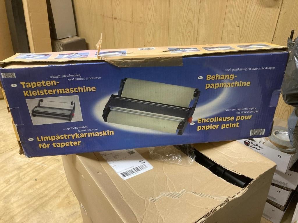 behang automaat, Ophalen