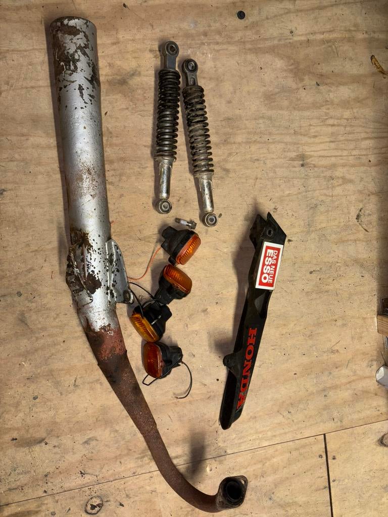 Honda mb5/mb8 onderdelen, Fietsen en Brommers, Ophalen of Verzenden, Uitlaat
