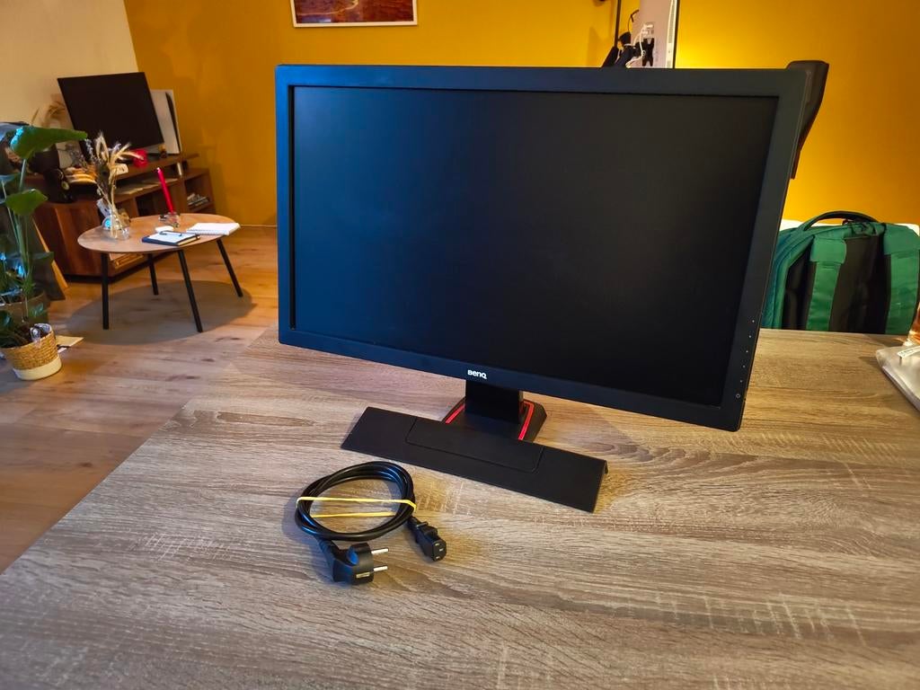 Benq 24 inch monitor - Perfect voor gaming en werk, Gebruikt, Kantelbaar, Full HD, 1 tot 2 ms