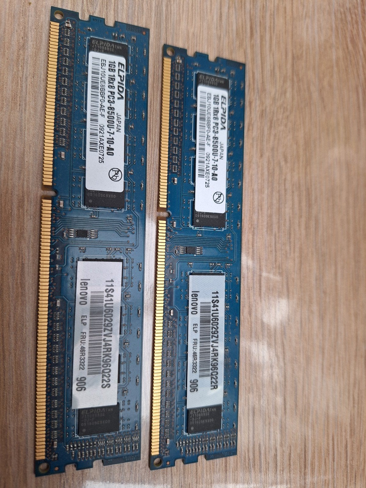 2x 1GB Elpida DDR3 RAM PC3-8500U voor Laptop/Desktop, Computers en Software, RAM geheugen, Gebruikt, Server, DDR3, Ophalen of Verzenden