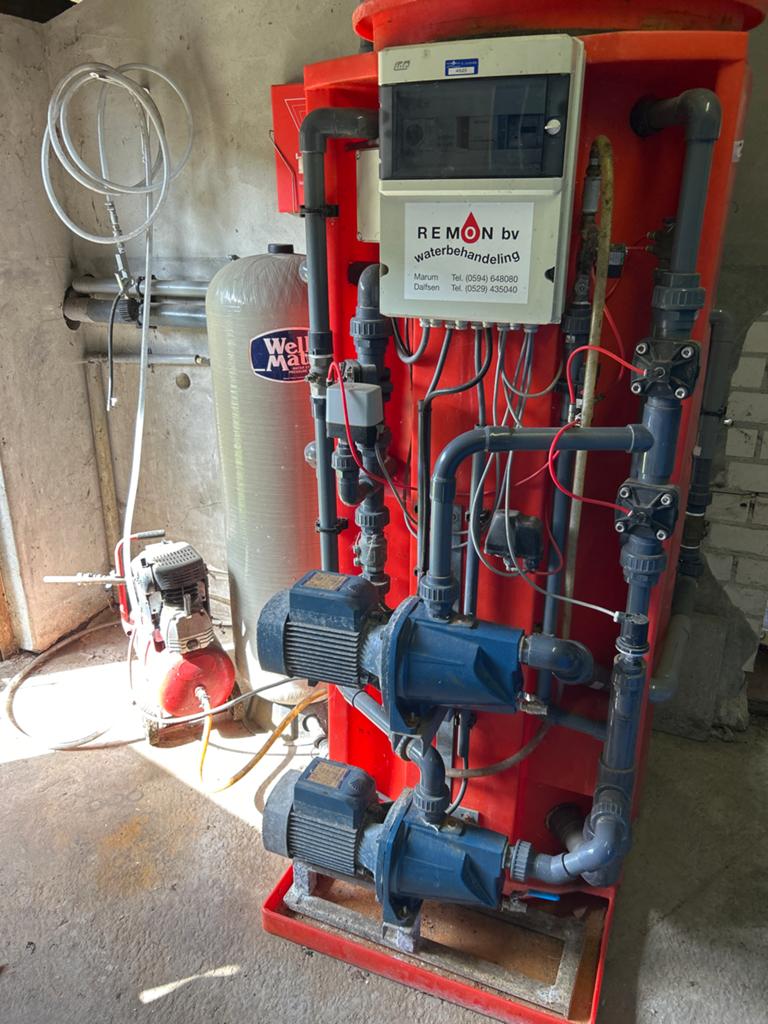 Remon Hydrofoor & Ontijzeringsinstallatie voor Beregening, Tuin en Terras, Ophalen, Gebruikt, Elektrisch, Beregeningspomp