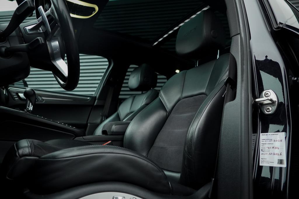 Porsche Macan 3.0 GTS / Pano / Luchtvering / Trekhaak / Spor, Automaat, Gebruikt, Euro 6, 360 pk