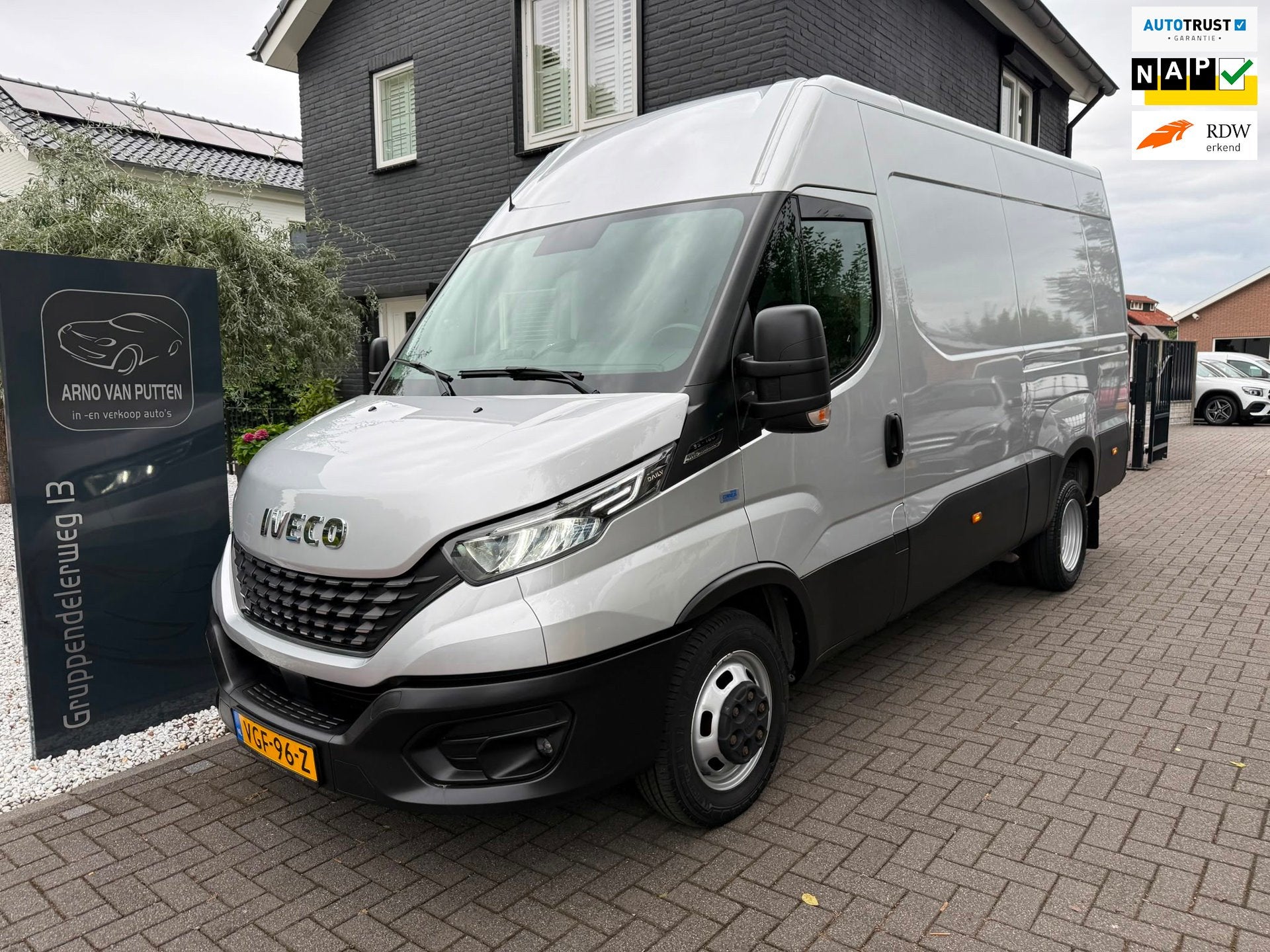 Iveco Daily 35C16V 2.3 Automaat / Dubbel Lucht / 3500 Trekha, Dealer onderhouden, Gebruikt, Euro 6, Iveco
