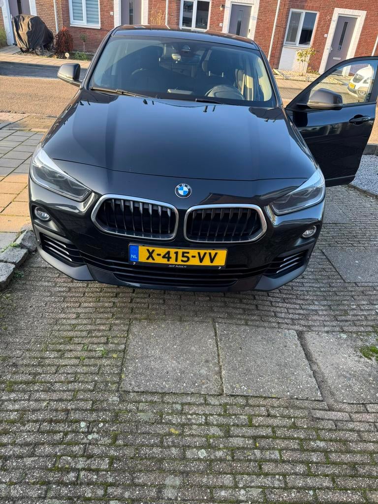 BMW X2 Sdrive18i 140pk Aut 2018 Zwart, Auto's, BMW, X2, Zwart, 75 €/maand, Particulier