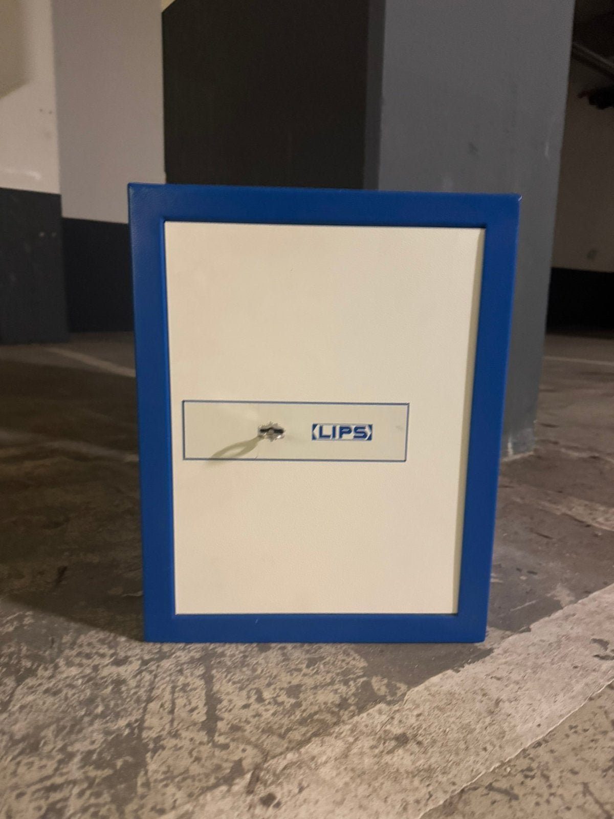 Mooie veilige privékluis / kluis / brandkast, Ophalen, Zo goed als nieuw, Brandkast