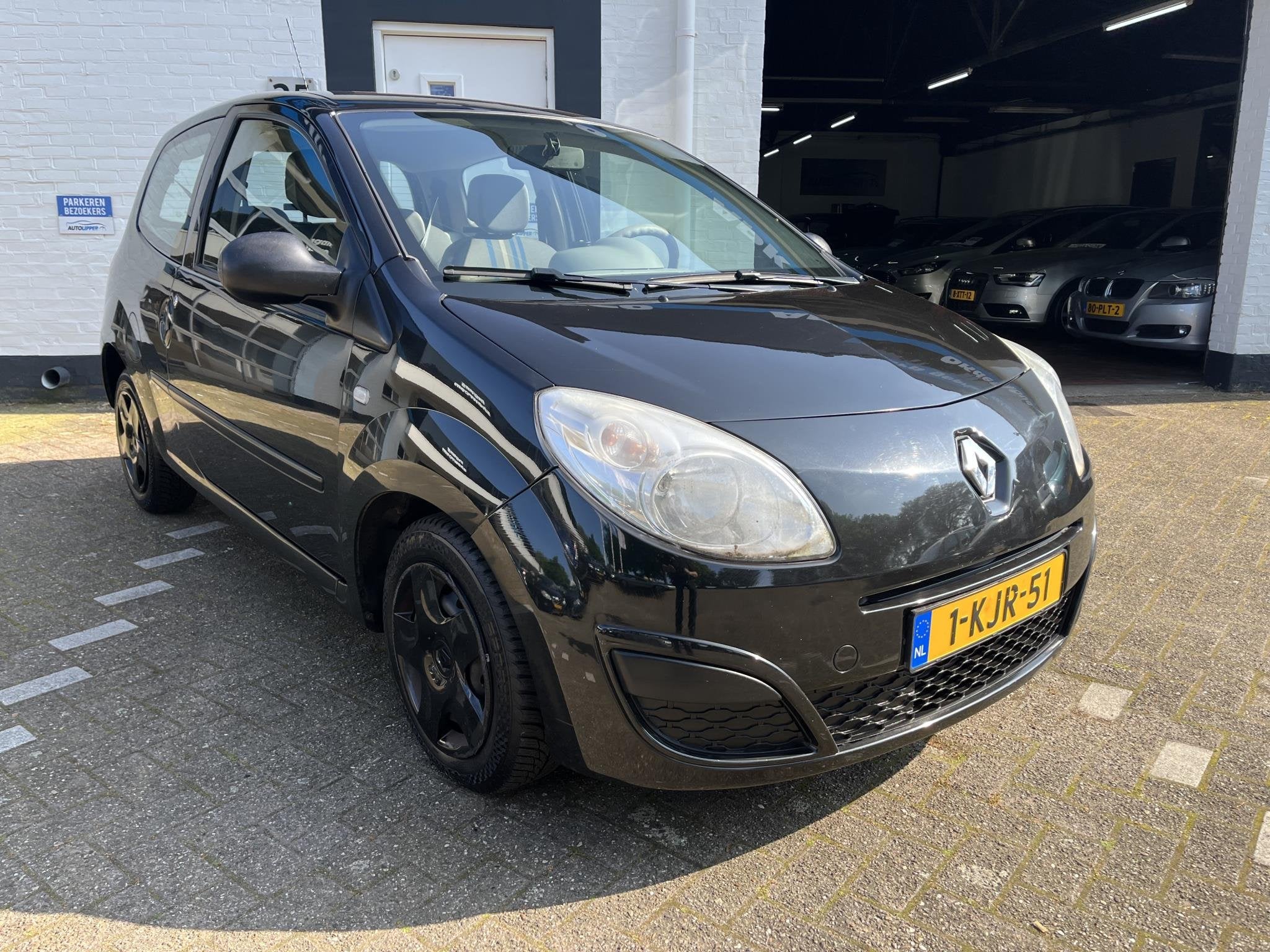 Renault Twingo 1.2-16V Authentique /Nieuwe apk/Nieuwe distri, Auto's, Renault, Voorwielaandrijving, Gebruikt, 31 €/maand, 4 cilinders