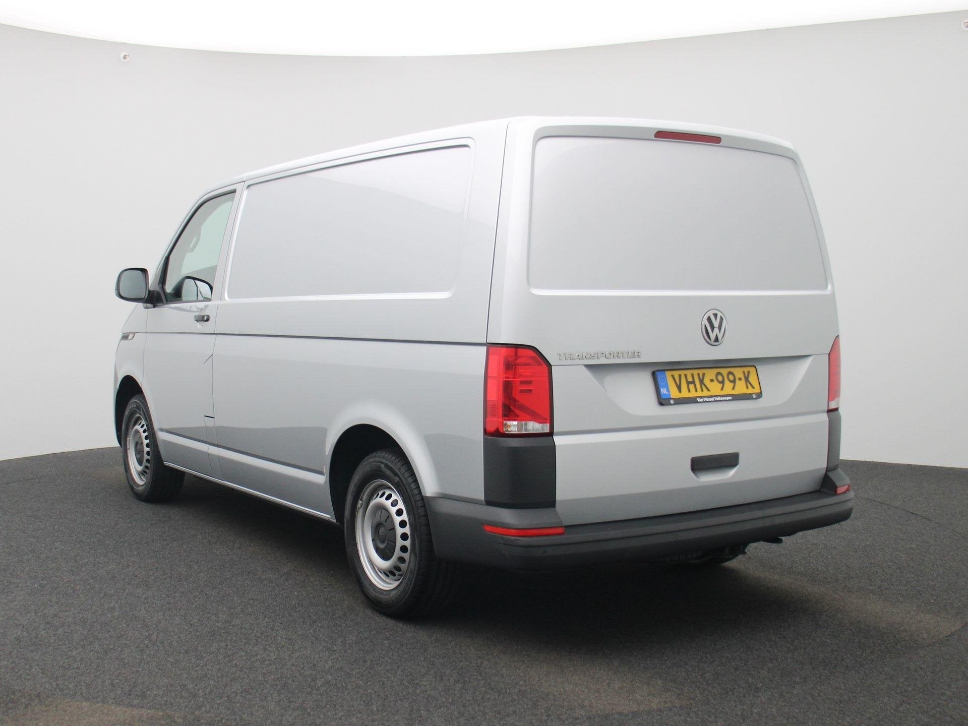Volkswagen Transporter 2.0 TDI L1H1 150PK | Automaat | Navig, Auto's, 12 maanden, Stof, Gebruikt, Volkswagen