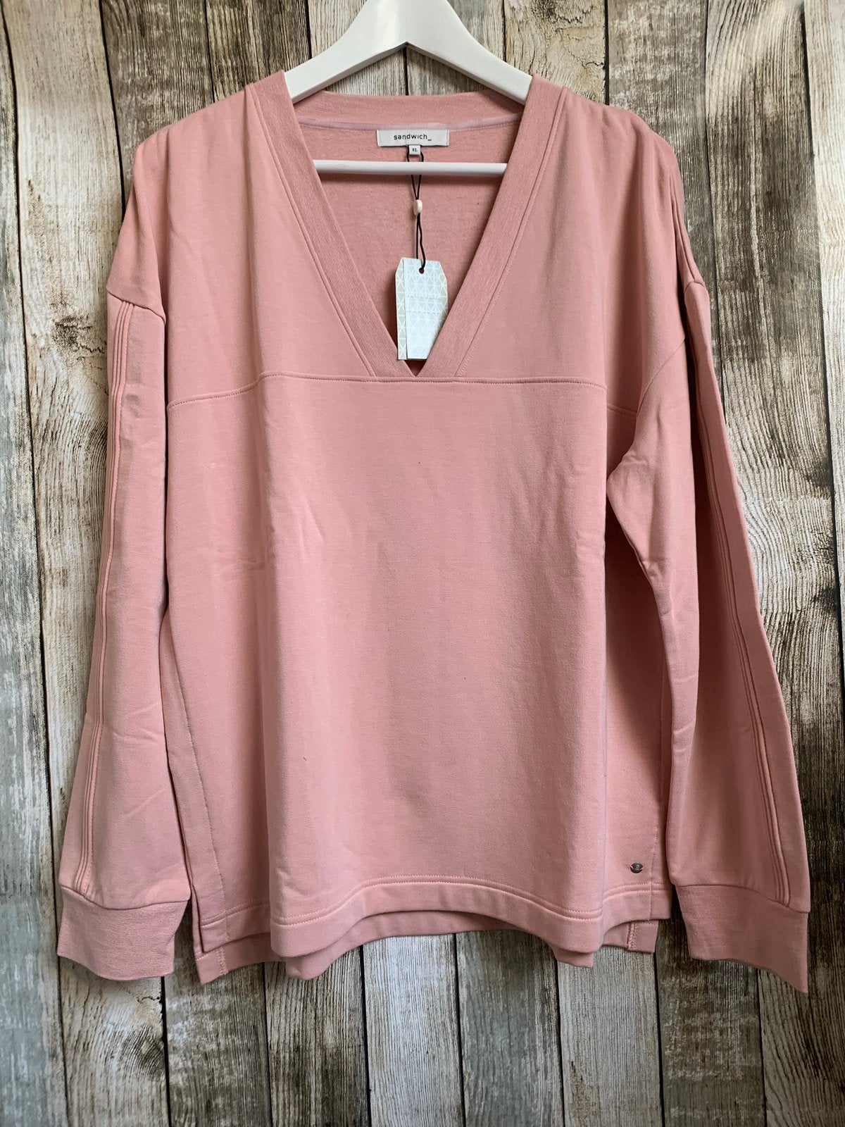 Nieuw mooi roze sweater met v-hals van Sandwich (Maat XL), Verzenden, Nieuw, Maat 46/48 (XL) of groter, Roze