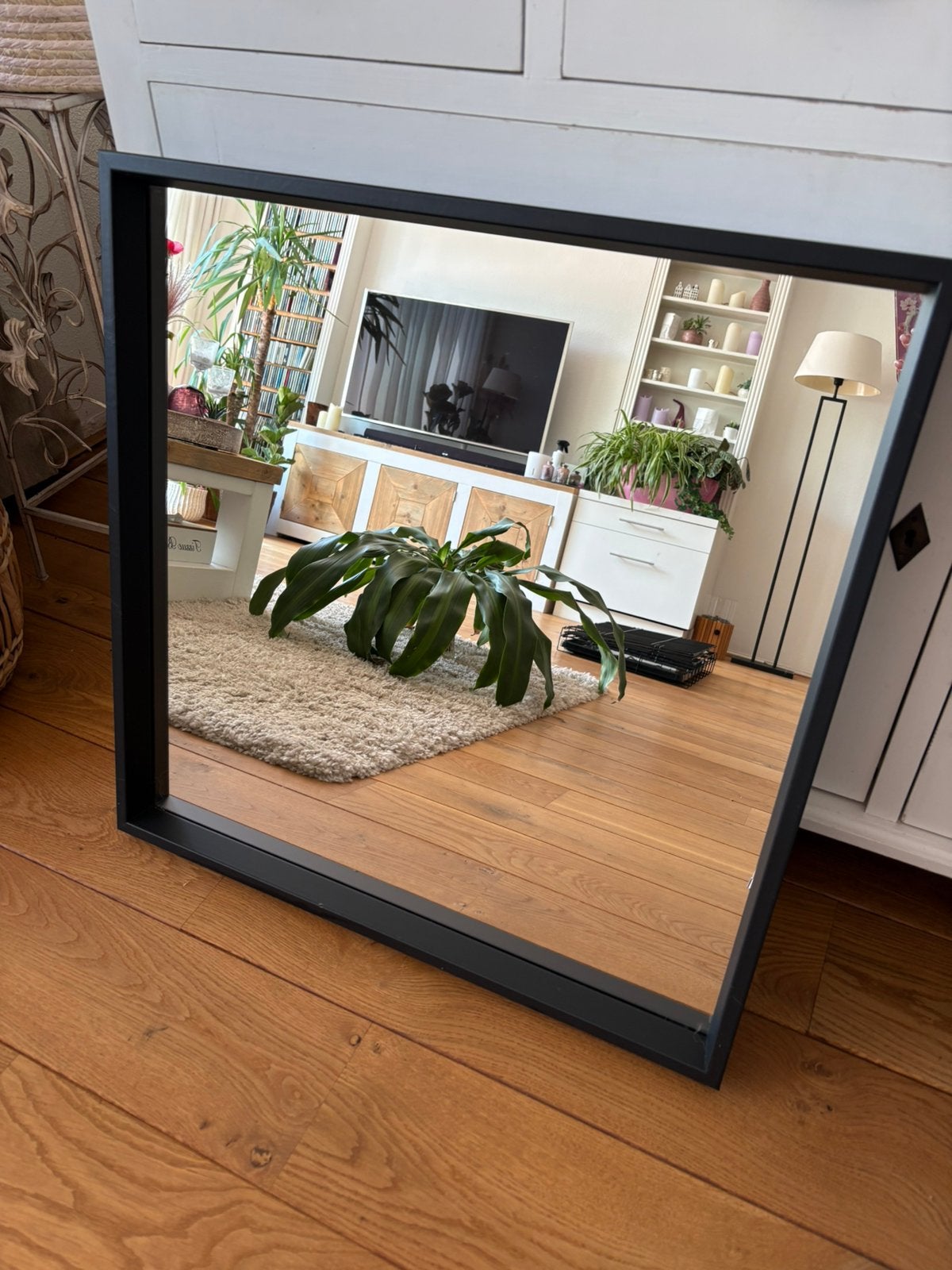 Ikea Nissedal spiegel, 65 x 65 cm, Ophalen, Zo goed als nieuw, Minder dan 100 cm, Rechthoekig
