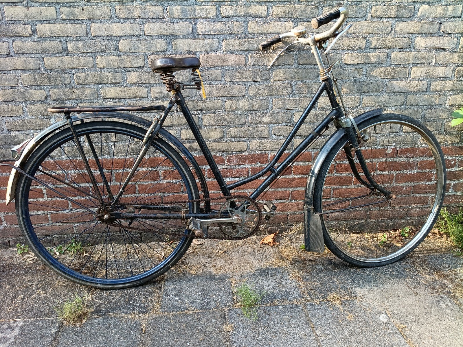Antieke (bijna;) Fongers damesfiets, Ophalen