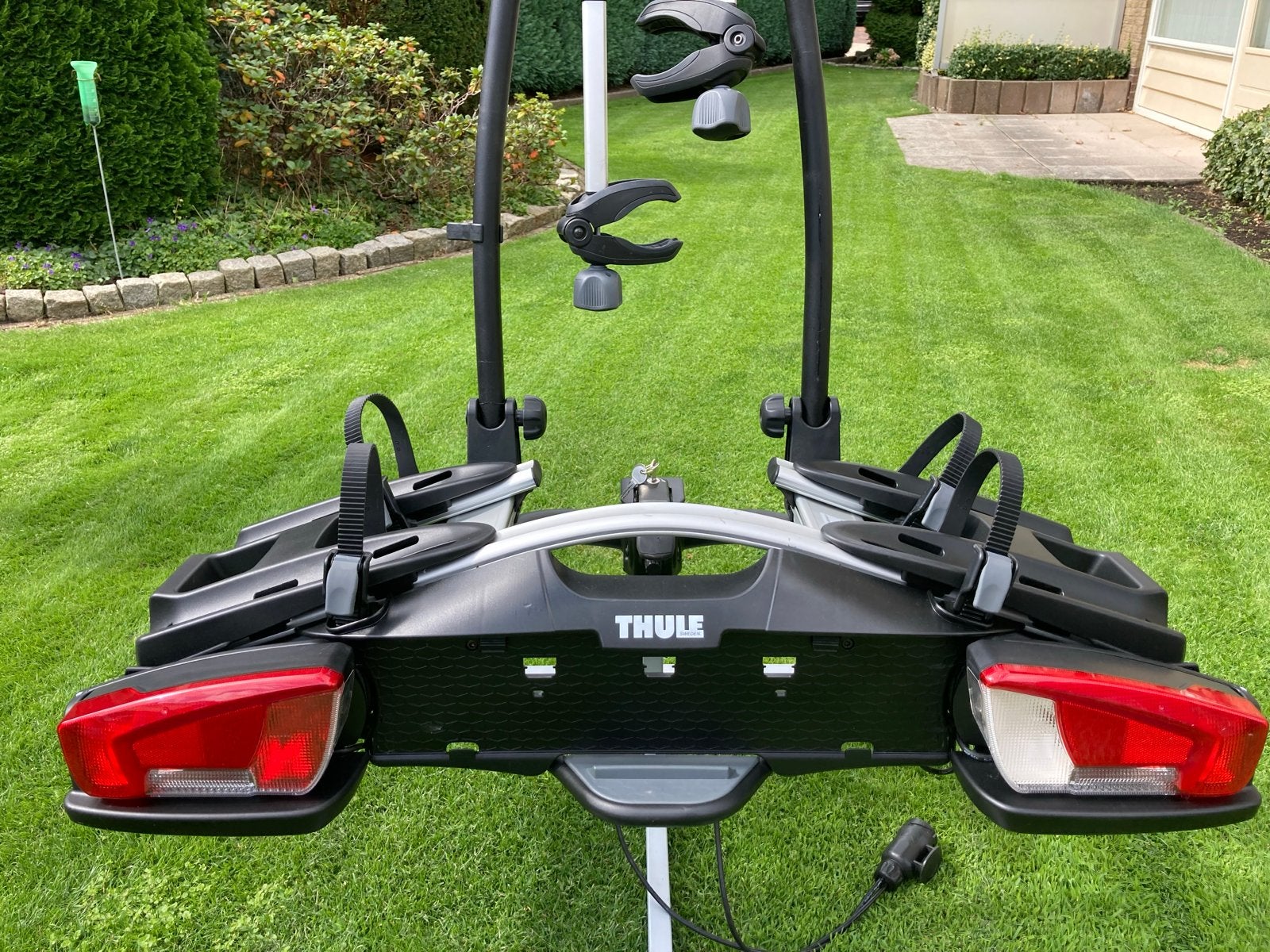 Thule VeloCompact 924 fietsendrager  2 fietsen kantelbaar, Ophalen, Zo goed als nieuw, 2 fietsen, Trekhaakdrager
