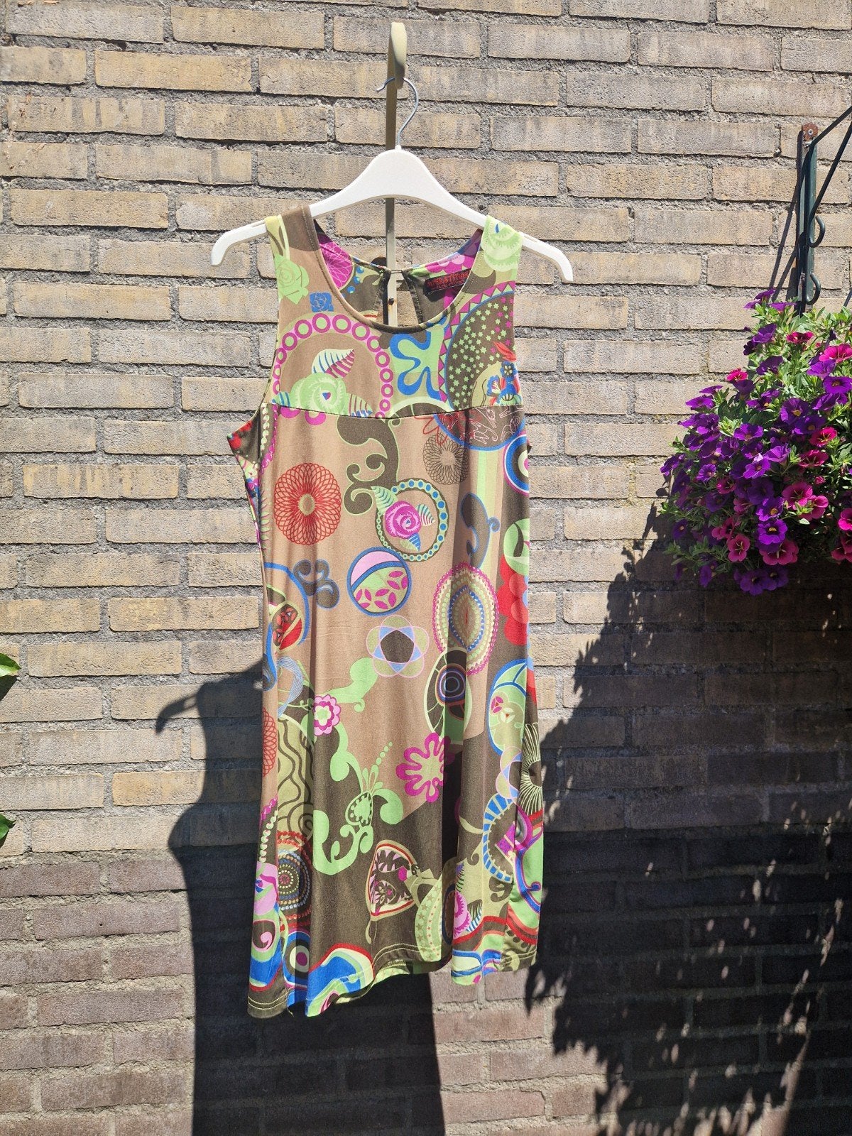 Zomerse jurk met kleurrijke print, Kleding | Dames, Meerkleurig, Ophalen of Verzenden, Maat 36 (S), Superstition